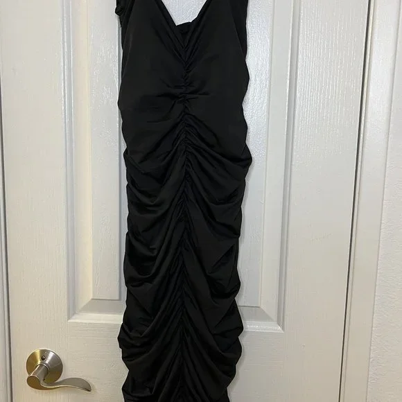 NWOT Women Ruched Tight Dress Sexy Spaghetti Strap V Neck Midi Dress - Picture 6 of 6